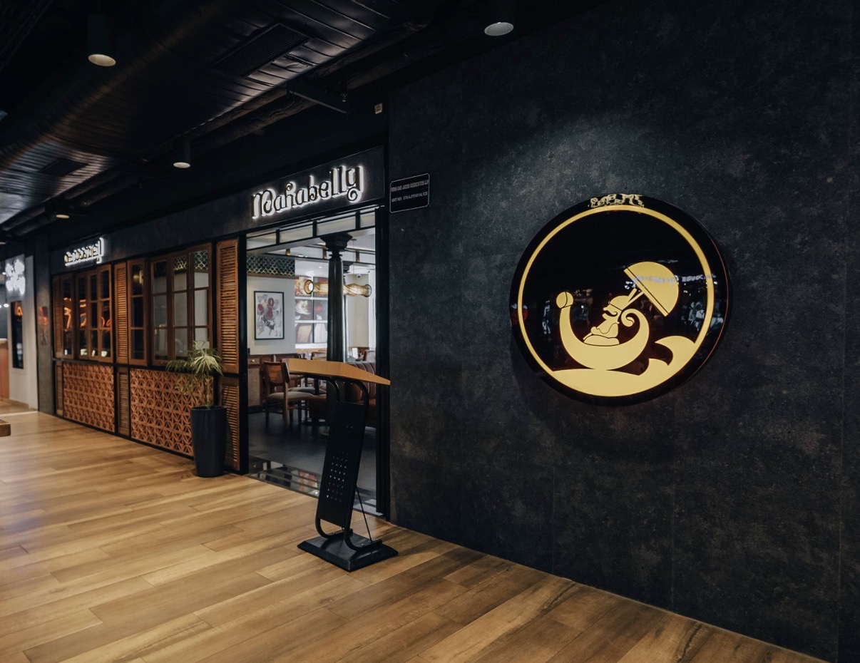 MahaBelly Saket interior